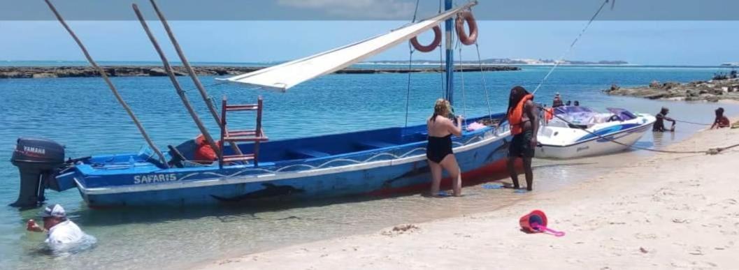 Dolphin Dhow Beach Safaris Vilanculos Eksteriør bilde